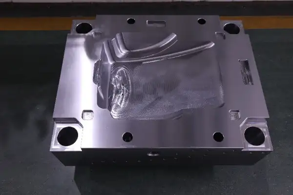 模架与模具的差异 ｜帅钢模架的结构、功能比较指南