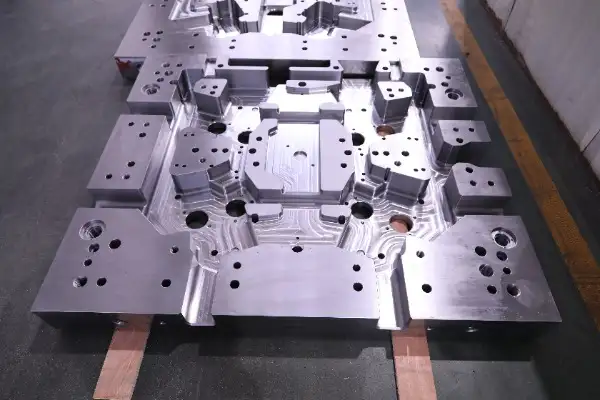 模架加工价格咨询：从简单问价到价值对话的战略起点